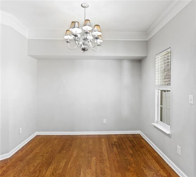 Building Photo - 9830 Murano View