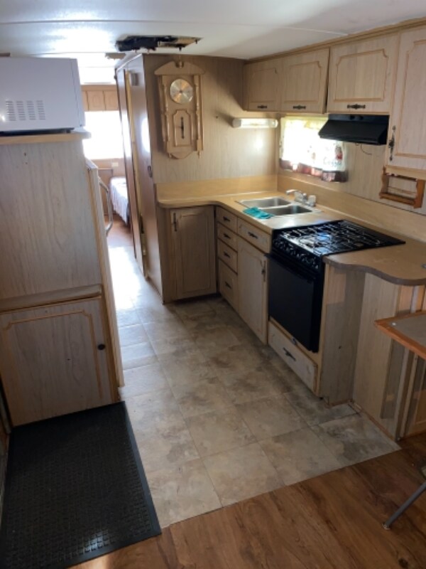 Building Photo - 6800 E Cave Creek Rd