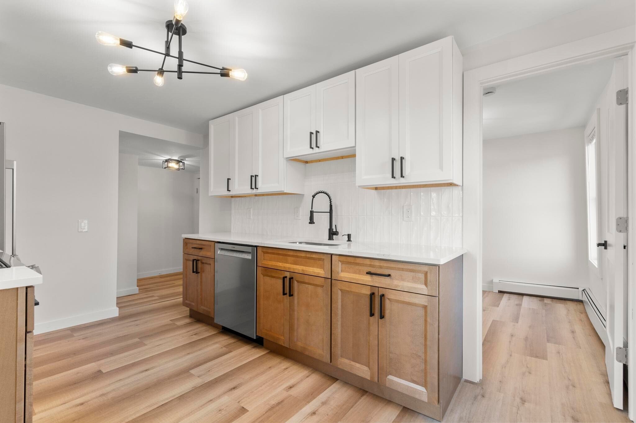 Building Photo - 431-431 N Main St