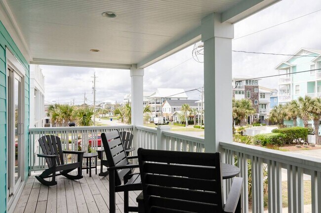 Building Photo - 1211 Fort Fisher Blvd N