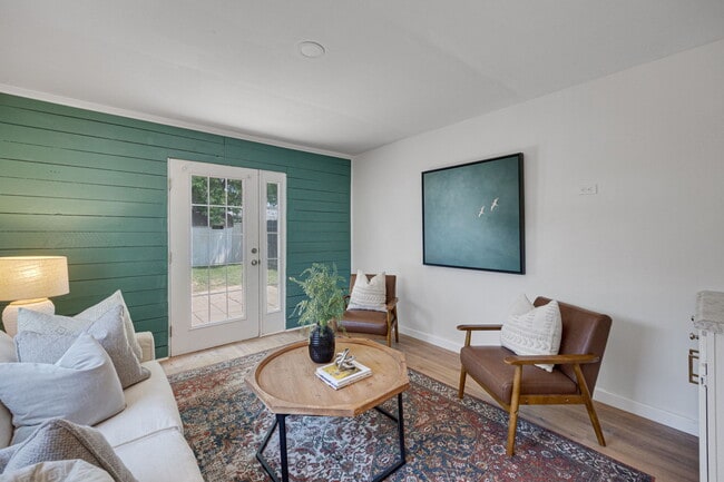 Building Photo - 5385 Reber Pl