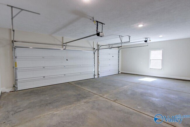 Building Photo - 12378 Narayan St