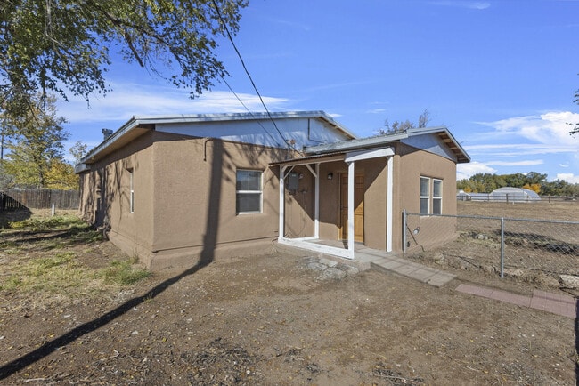 Building Photo - 17 Jose I Garcia Rd