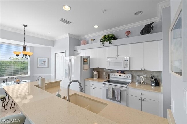 Building Photo - 3800 Sawgrass Way