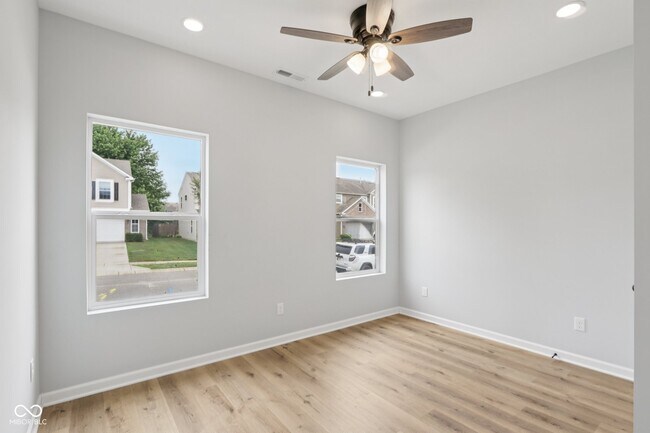 Building Photo - 8355 Fieldfare Way