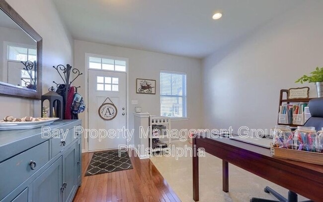 Building Photo - 274 Kestrel Ct