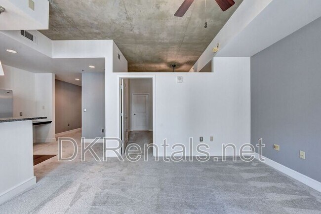 Building Photo - 44 Peachtree Pl NE