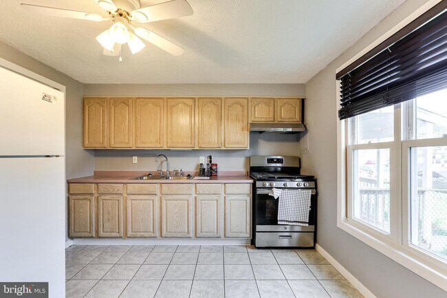 Building Photo - 341 Bigley Ave