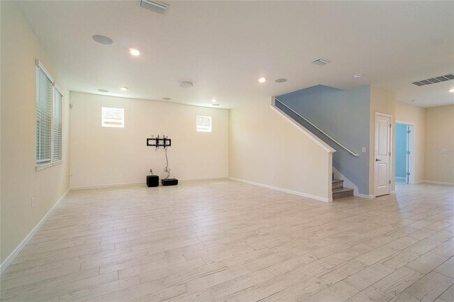 Building Photo - 6570 Rover Wy