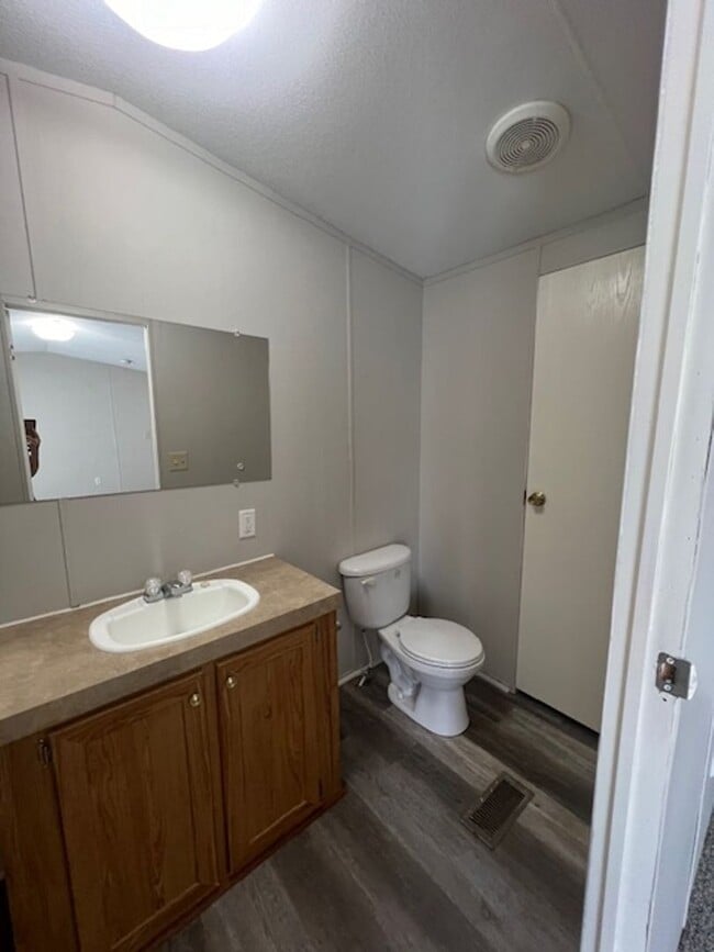 Building Photo - Don't Wait, Call Today