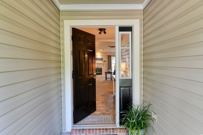 Building Photo - Peaceful Pond-Front Retreat | Family-Frien...