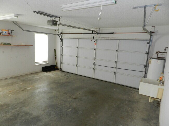 Building Photo - 4995 Pattock Pl
