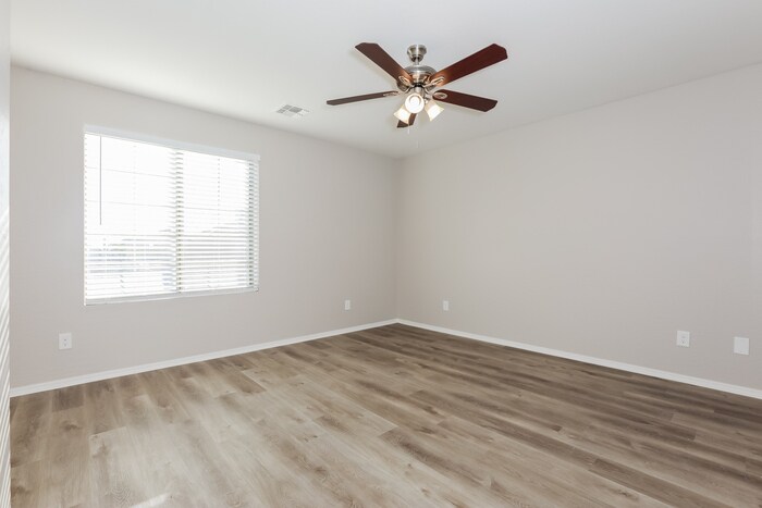 Building Photo - 24455 N Good Pasture Ln