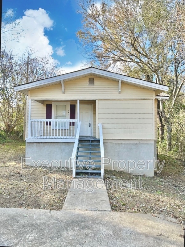 Building Photo - 540 1st Ave NE