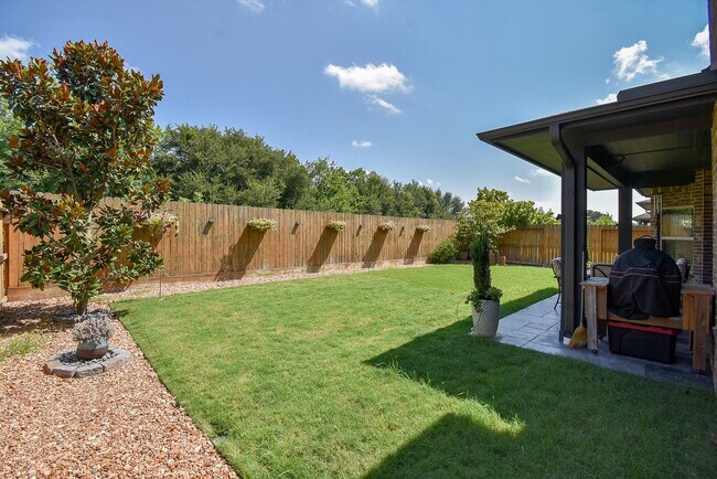 Building Photo - 22126 Grand Mist Dr