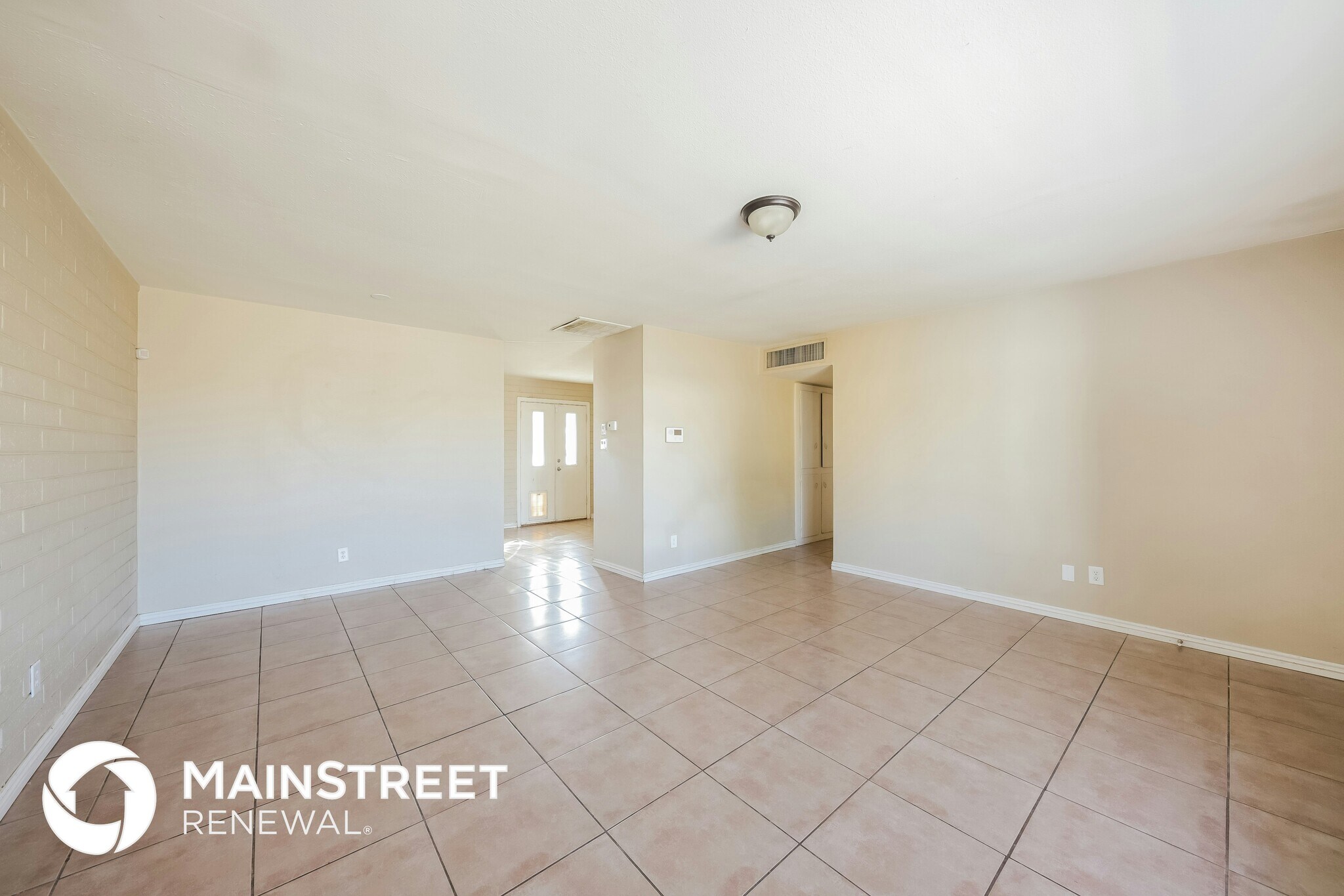 Building Photo - 4627 N 47th Dr