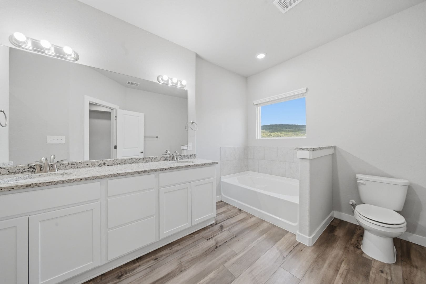 Building Photo - 21527 Sir Walter Ln