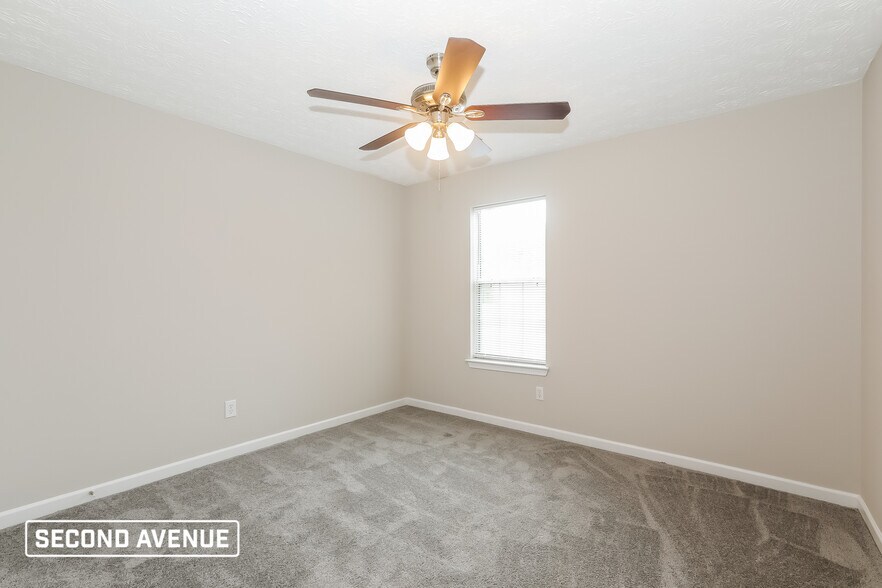Building Photo - 1710 Riverchase Cir NE