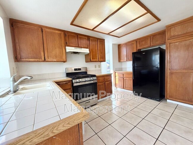 Building Photo - 25343 Ceremony Ave