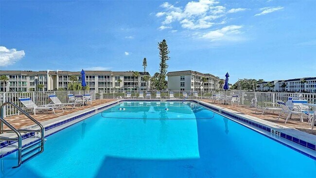 Building Photo - 4330 Falmouth Dr