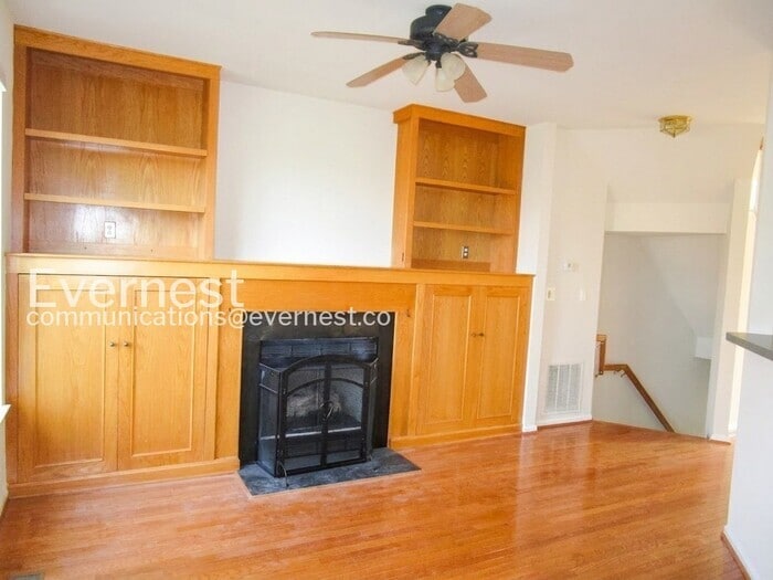 Building Photo - 13422 Burrough Farm Dr