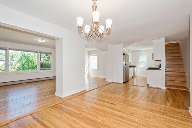 Building Photo - 15W244 Harvard St