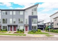 Building Photo - 17332 SW Kite Ln