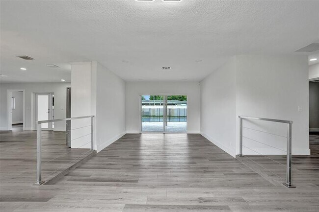 Building Photo - 5361 SW 7th St