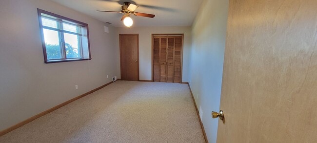 Building Photo - Beautiful home with peek a boo views of West Bay on Old Mission Peninsula