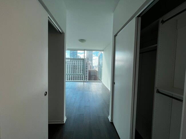 Building Photo - 223 E Grand Ave