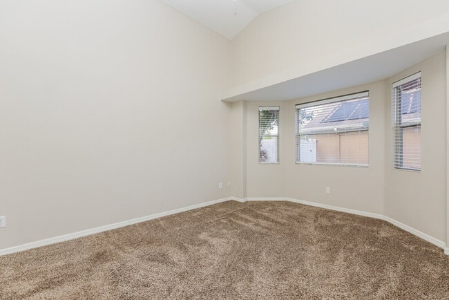 Building Photo - 19515 Lake Osceola Ln