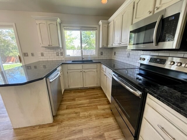 Building Photo - 5008 N Rothmans Ave