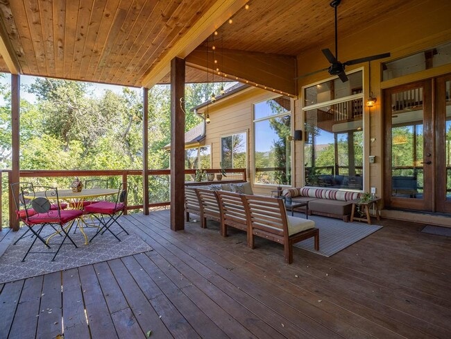 Building Photo - 10731 Cassia Dr