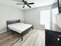 Building Photo - 515 Old Spanish Trail