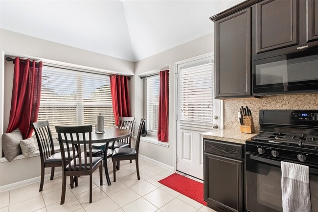 Building Photo - 5206 Misty Ln