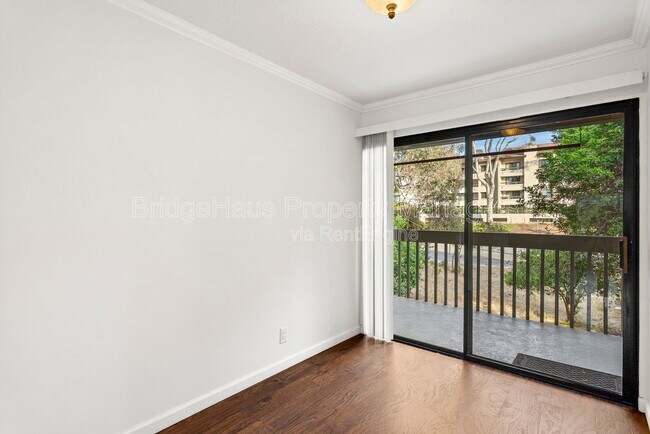 Building Photo - 5750 Friars Rd