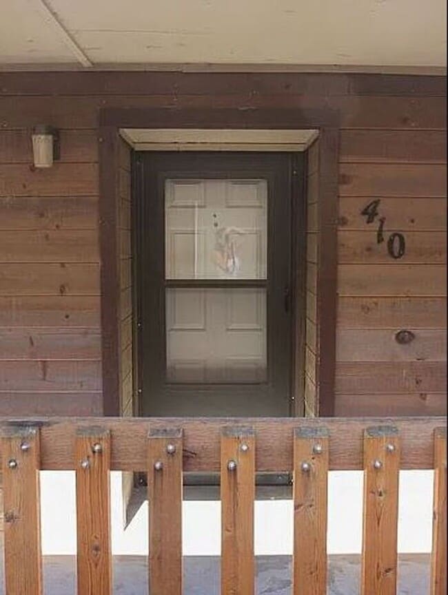 Building Photo - Charming 2-Bed Condo Near CMU & St. Mary’s...