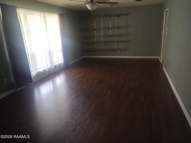 Building Photo - 108 Billeaud Ln