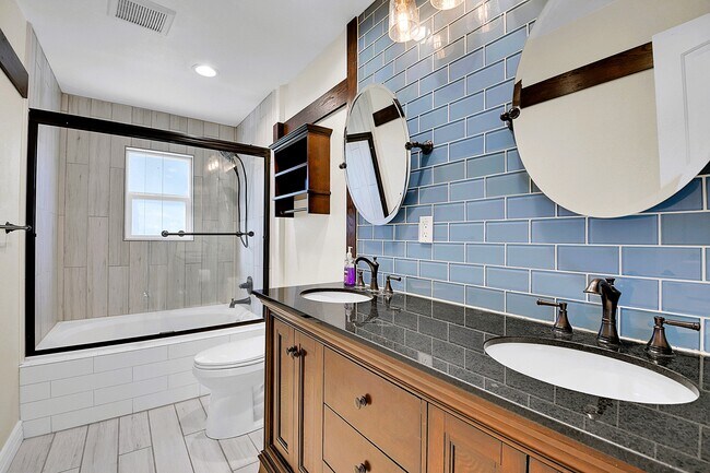 Building Photo - 6554 High Cir