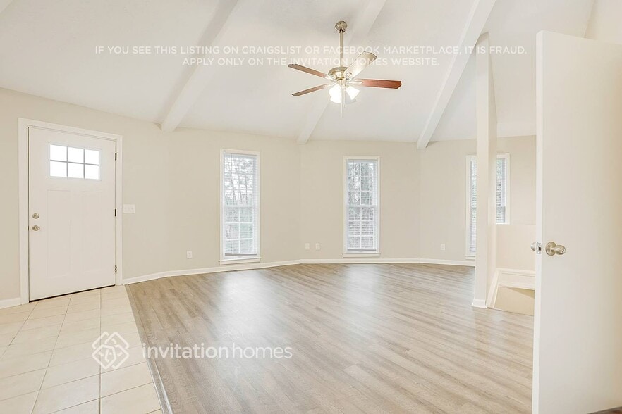 Building Photo - 194 Eagle Ct