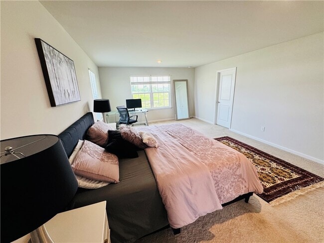 Building Photo - 6016 Ivory Dr