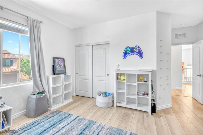 Building Photo - 1129 Via Della Costrella