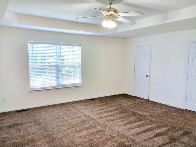 Building Photo - 1720-1722-1722 Juniper Dr