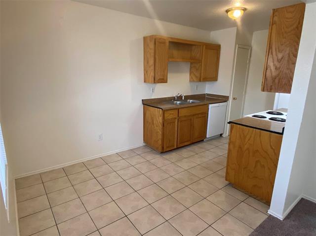 Building Photo - 300 S Magnolia St