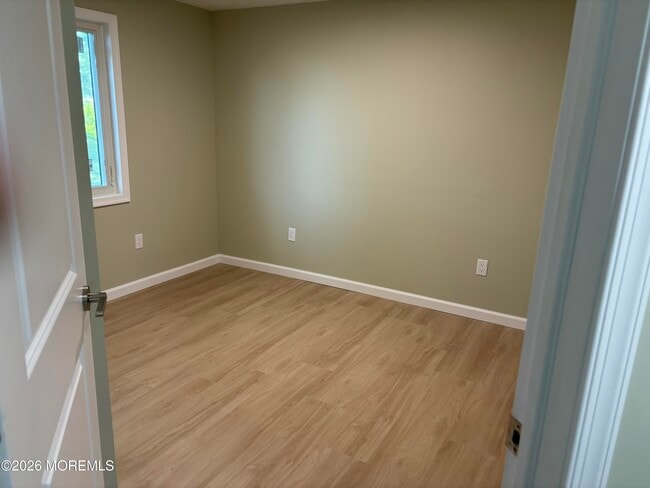 Building Photo - 14 Skippers Blvd