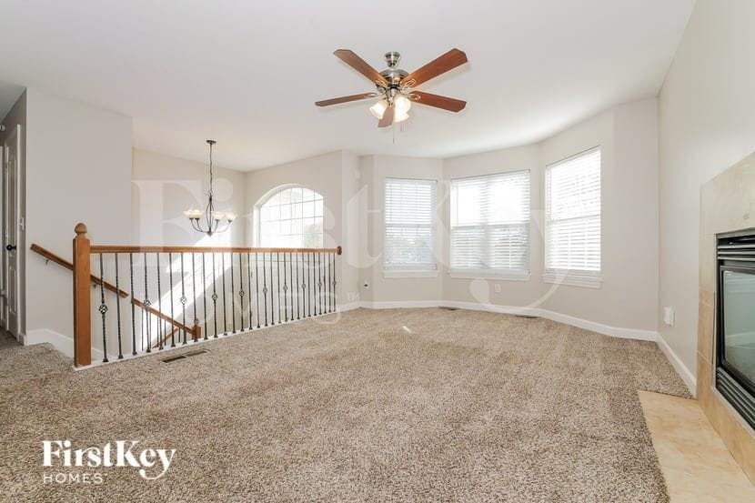 Building Photo - 5422 Marion Dr