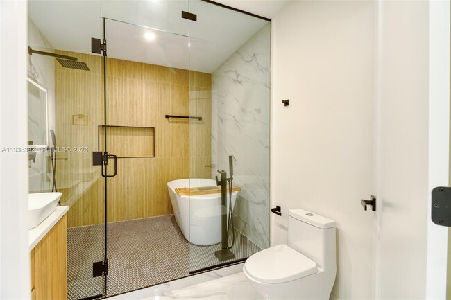 Building Photo - 4308 Adams St