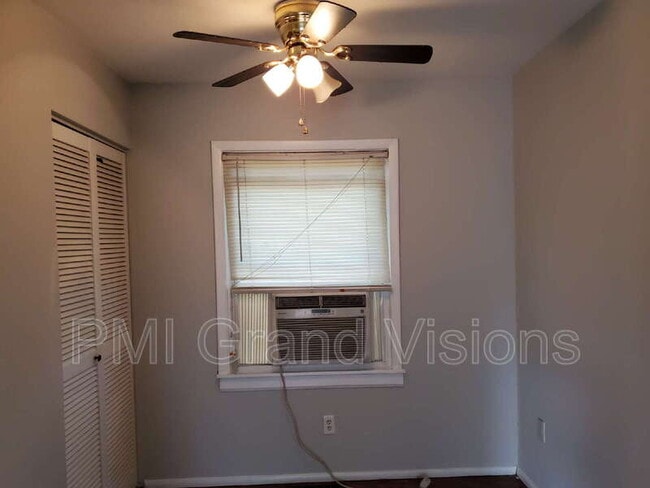 Building Photo - 45 Whippoorwill Dr
