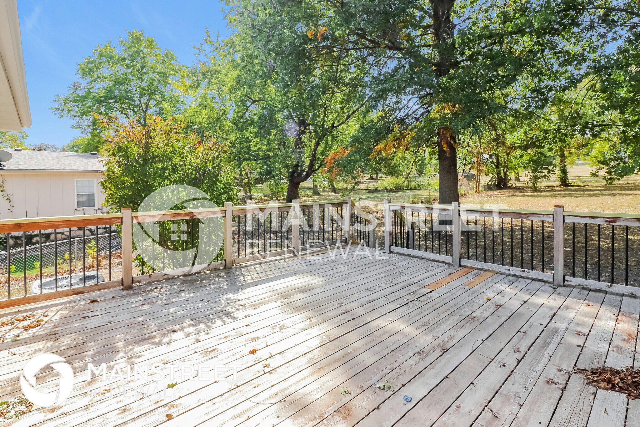 Building Photo - 13206 15 St