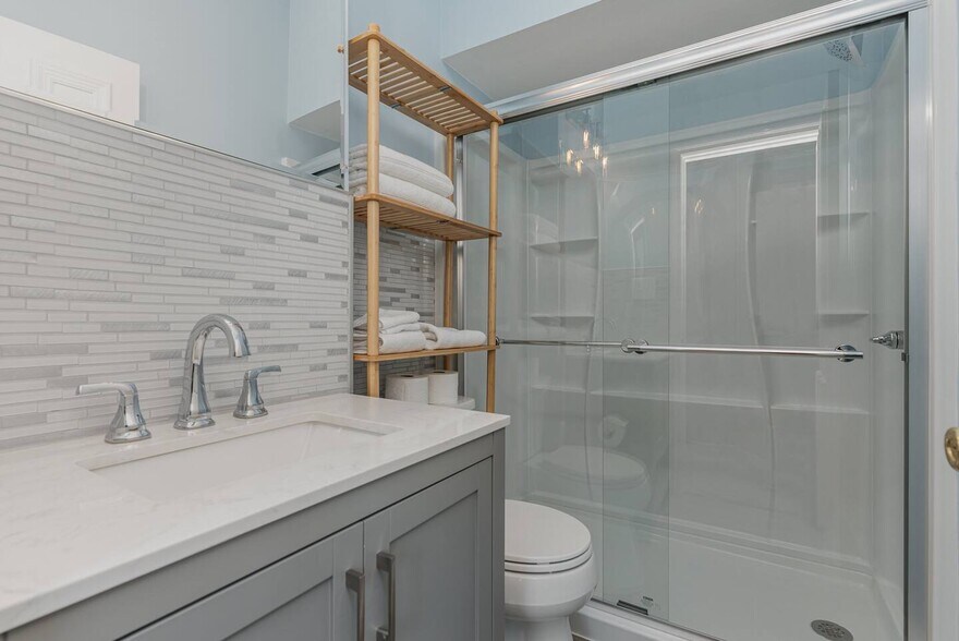Bathroom 1 - 440 Hopkins St